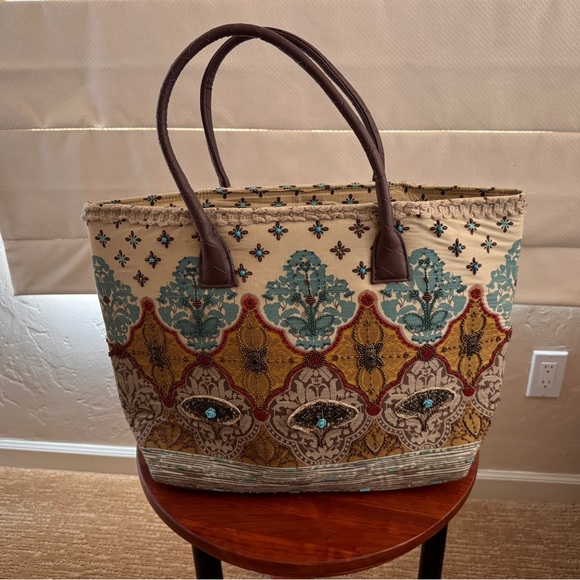 Gorgeous Mary Frances Large Tote Bag - Picture 3 of 9